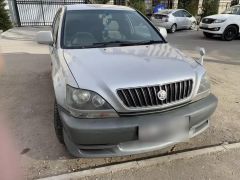 Сүрөт унаа Toyota Harrier