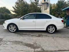 Сүрөт унаа Volkswagen Sagitar