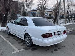 Фото авто Mercedes-Benz E-Класс