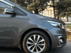 Сүрөт унаа Kia Carnival