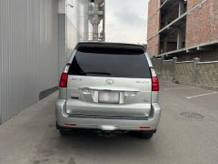 Photo of the vehicle Lexus GX