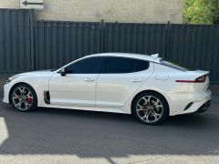 Сүрөт унаа Kia Stinger