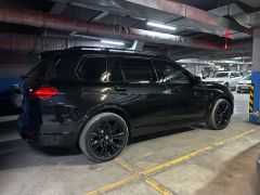 Фото авто BMW X7