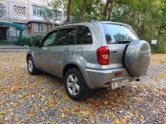 Сүрөт унаа Toyota RAV4