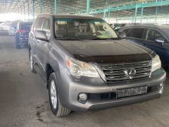 Photo of the vehicle Lexus GX