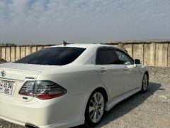 Сүрөт унаа Toyota Crown