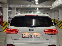 Сүрөт унаа Kia Sorento