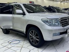 Сүрөт унаа Toyota Land Cruiser