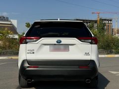 Сүрөт унаа Toyota RAV4