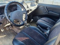 Сүрөт унаа Nissan Terrano