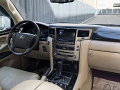 Photo of the vehicle Lexus LX