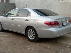 Photo of the vehicle Lexus ES