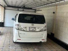 Сүрөт унаа Toyota Vellfire