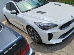 Сүрөт унаа Kia Stinger