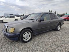 Фото авто Mercedes-Benz W124