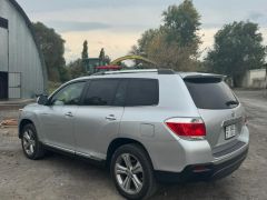 Сүрөт унаа Toyota Highlander