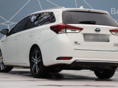 Сүрөт унаа Toyota Auris