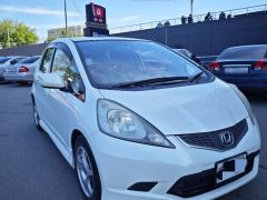 Фото авто Honda Fit