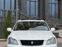 Сүрөт унаа Toyota Crown