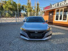 Фото авто Honda Accord