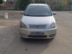 Сүрөт унаа Toyota Avensis Verso