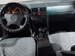 Сүрөт унаа Mercedes-Benz C-Класс