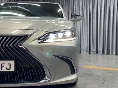 Сүрөт унаа Lexus ES