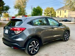 Сүрөт унаа Honda HR-V