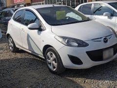 Сүрөт унаа Mazda 2