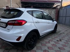 Фото авто Ford Fiesta