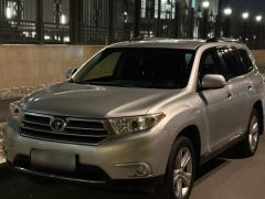 Сүрөт унаа Toyota Highlander