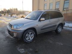 Сүрөт унаа Toyota RAV4