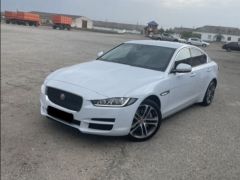 Photo of the vehicle Jaguar XE