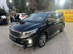 Фото авто Kia Carnival