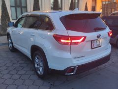 Сүрөт унаа Toyota Highlander