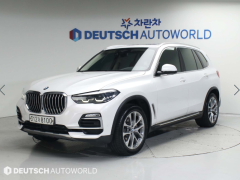 Photo of the vehicle BMW X5