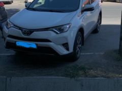 Сүрөт унаа Toyota RAV4