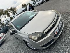 Photo of the vehicle Opel Astra