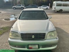 Сүрөт унаа Toyota Crown