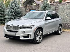 Photo of the vehicle BMW X5