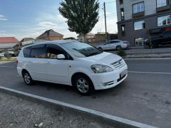 Фото авто Toyota Ipsum