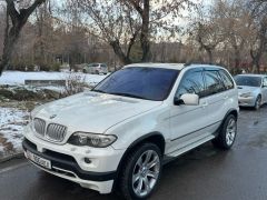 Photo of the vehicle BMW X5