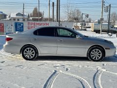 Photo of the vehicle Lexus ES