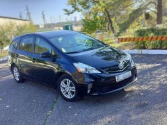 Фото авто Toyota Prius v (+)