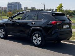 Фото авто Toyota RAV4