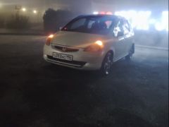 Фото авто Honda Fit