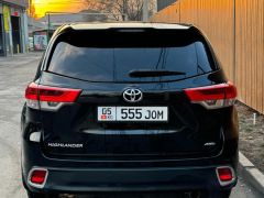 Сүрөт унаа Toyota Highlander