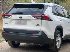 Сүрөт унаа Toyota RAV4