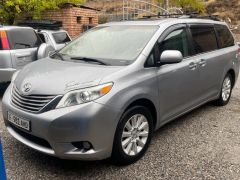 Сүрөт унаа Toyota Sienna