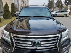 Photo of the vehicle Lexus LX